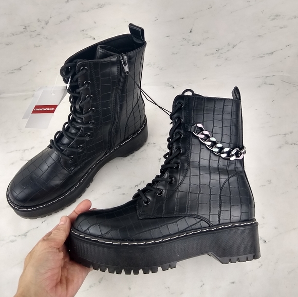 NEW Croc & Chain Chunky Platform Combat Boots - Picture 2 of 6